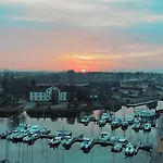 Loc Mi بيت للعطل كارُتو
